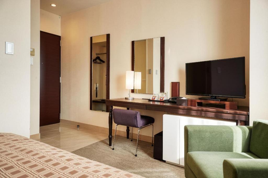 Hotel Yuquesta Asahibashi Naha Extérieur photo